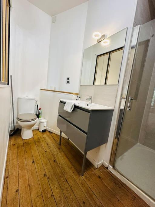 Standing Apartment T2 Near The Train Station And Tours Buitenkant foto